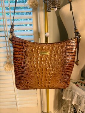 Brahmin Melbourne Pecan Croc Embossed Leather Shoulder Bag Purse